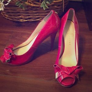 Ivanka Trump pink heels